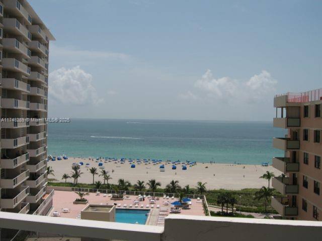 Condo for rent at 100 Lincoln Rd #921, Miami Beach, FL 33139