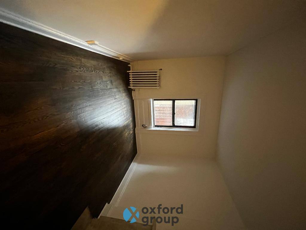 Apartment for rent at 149 E 72nd St #5R, New York, NY 10021