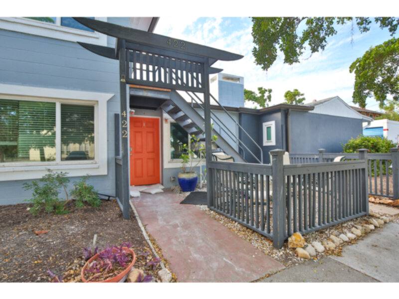 Apartment for rent at 422 Julia Place #C, Sarasota, FL 34236