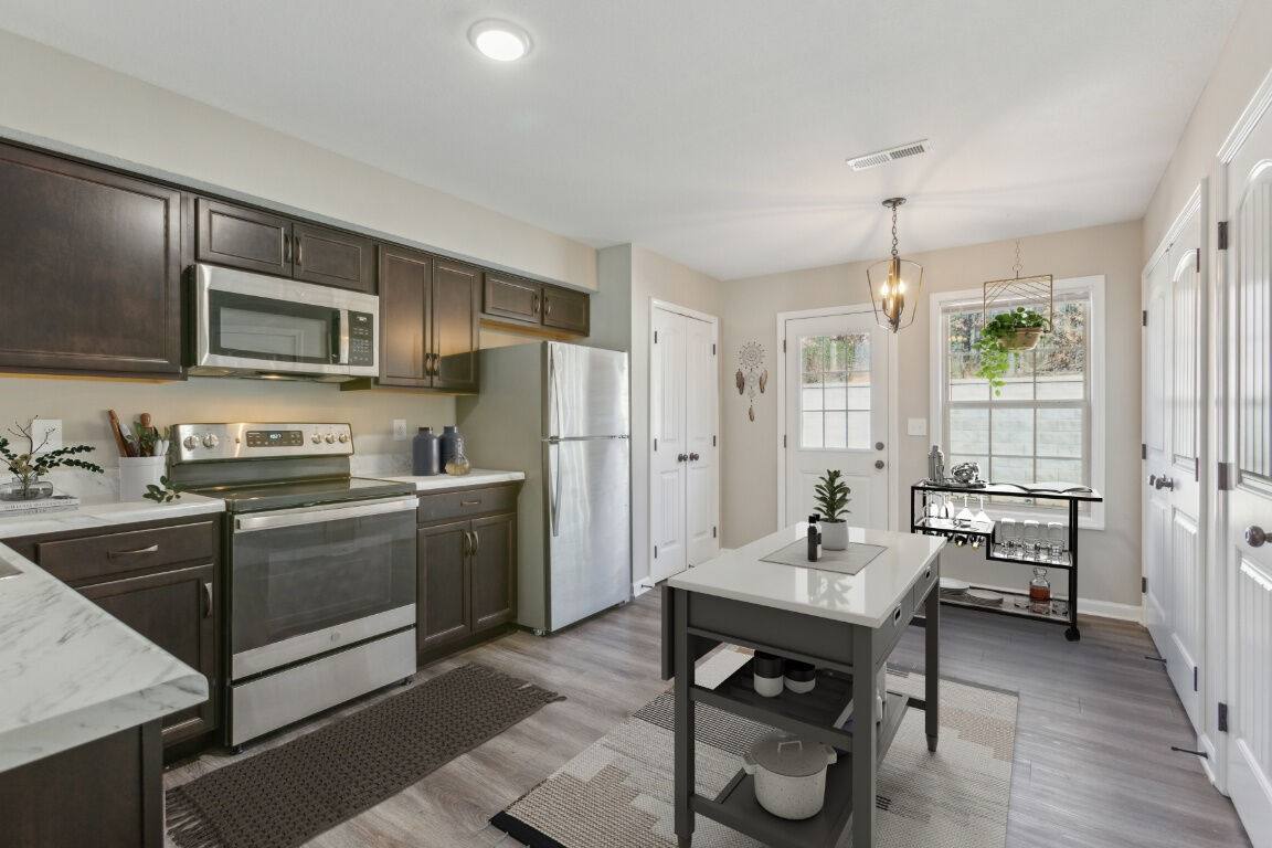 Townhouse for rent at Center Pointe Townhomes, 169 Center Pointe Dr, Clarksville, TN 37040