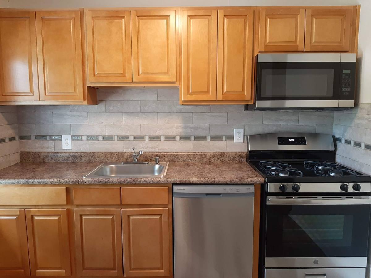 Apartment for rent at 373-437 W Hazelwood Ave, Rahway, NJ 07065
