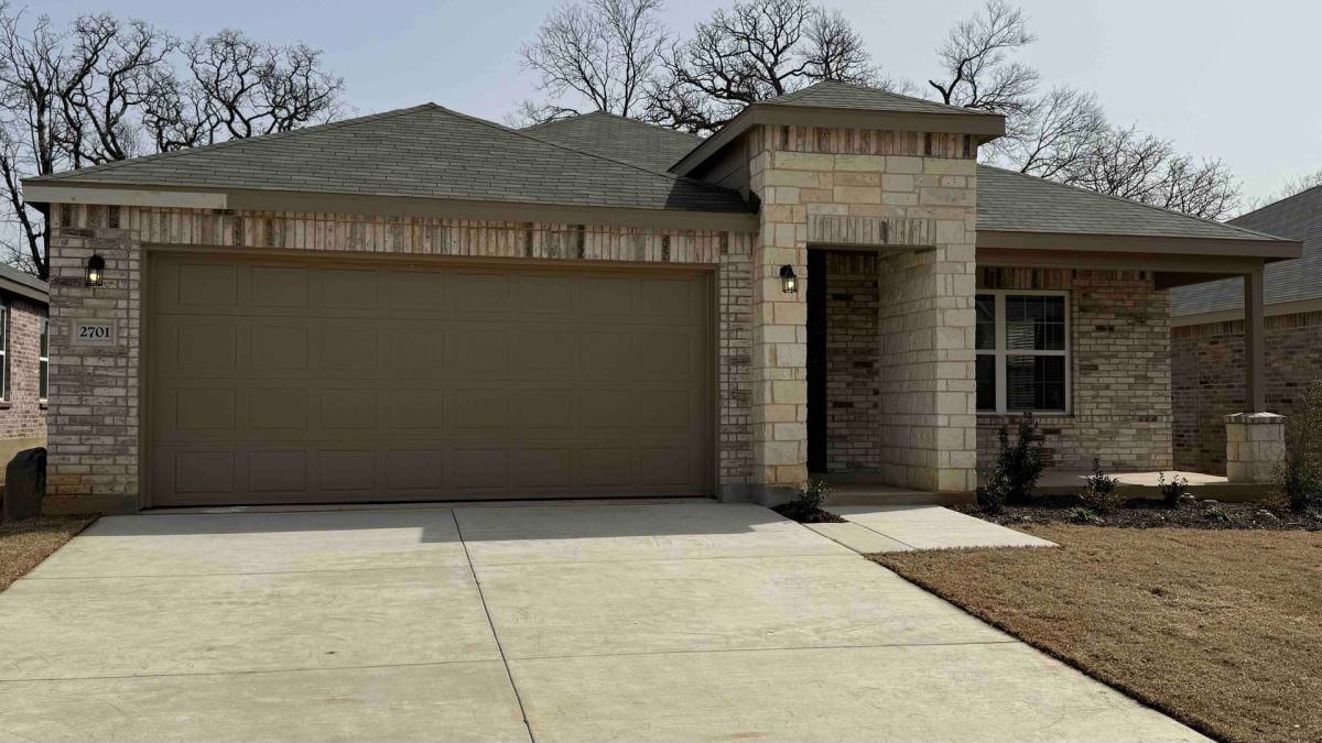 House for rent at 2701 Creekbend Lane, Denton, TX 76208