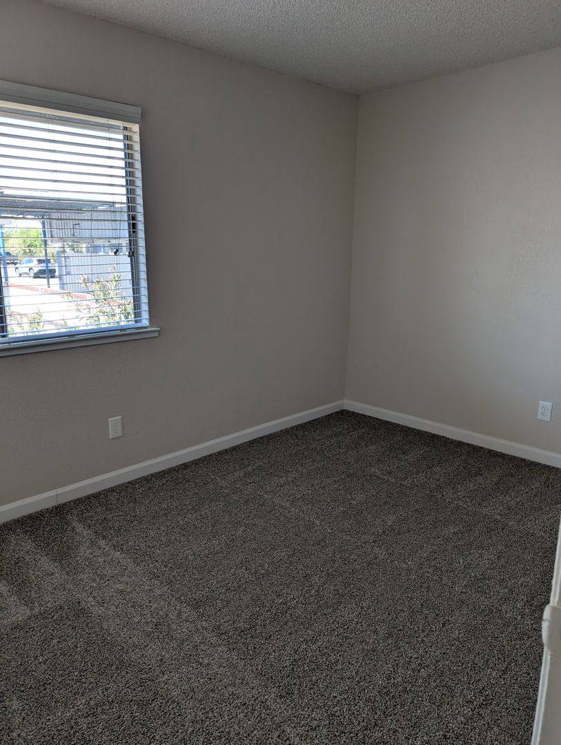 Apartment for rent at 5915 Kenneth Ave, Carmichael, CA 95608