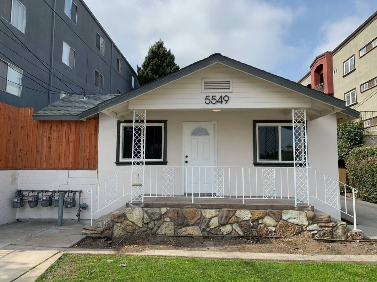 Apartment for rent at 5549 Fulcher Ave, North Hollywood, CA 91601
