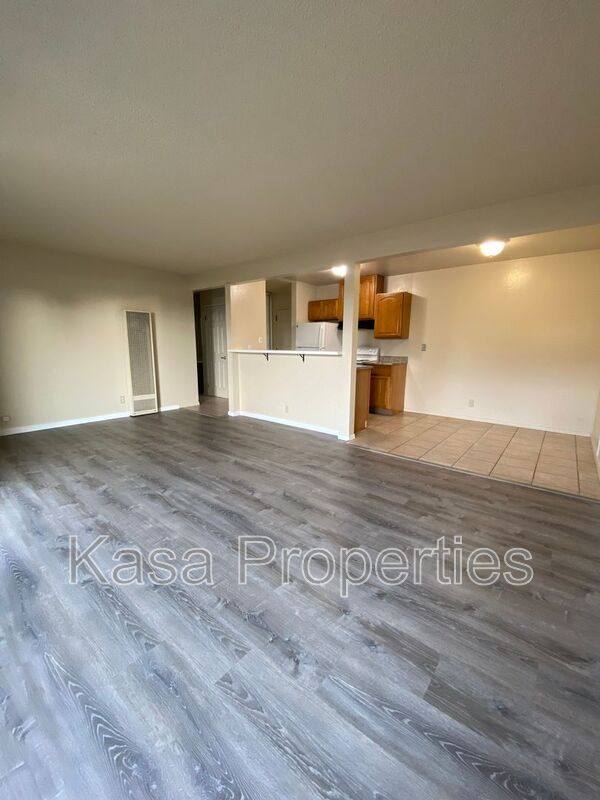 Apartment for rent at 1951 E 30th St #7, Oakland, CA 94606