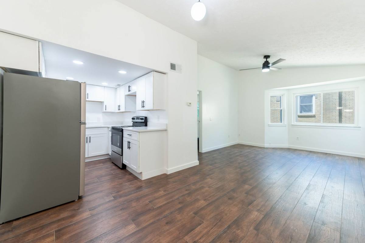 Apartment for rent at 45 Governor Place, Columbus, OH 43203