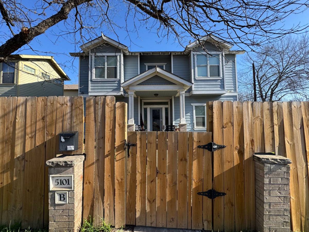 Apartment for rent at 5101 Martin Ave, Austin, TX 78751