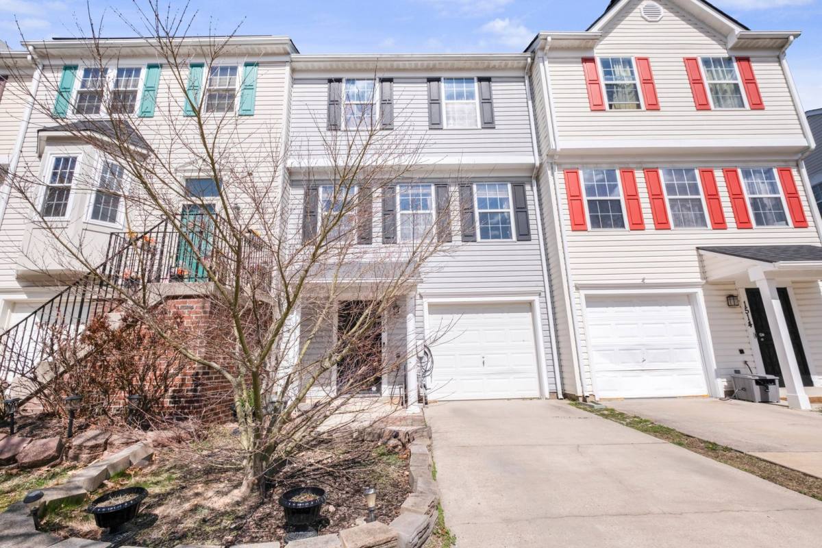 Townhouse for rent at 1512 Deep Gorge Court, Oxon Hill, MD 20745