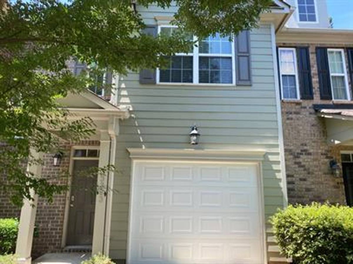 Townhouse for rent at 3333 Thornbridge Dr, Powder Springs, GA 30127