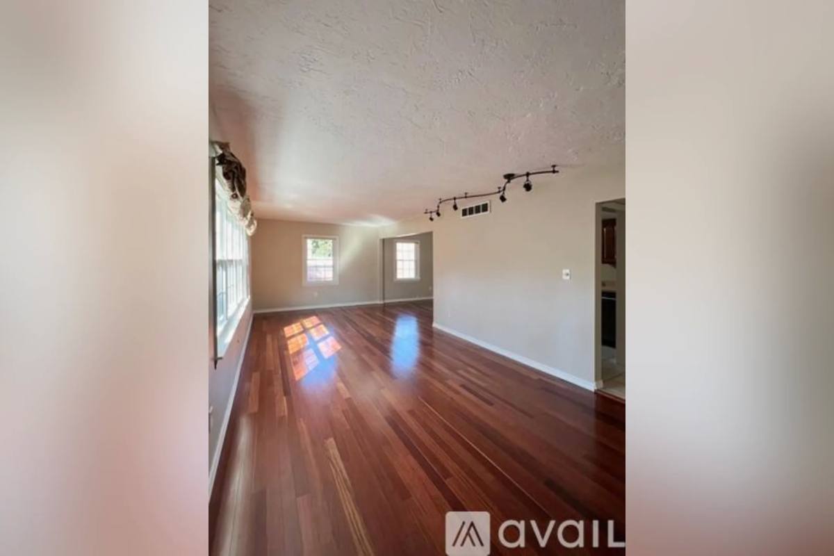 Condo for rent at 20301 Shelburne Rd #8, Cleveland, OH 44118