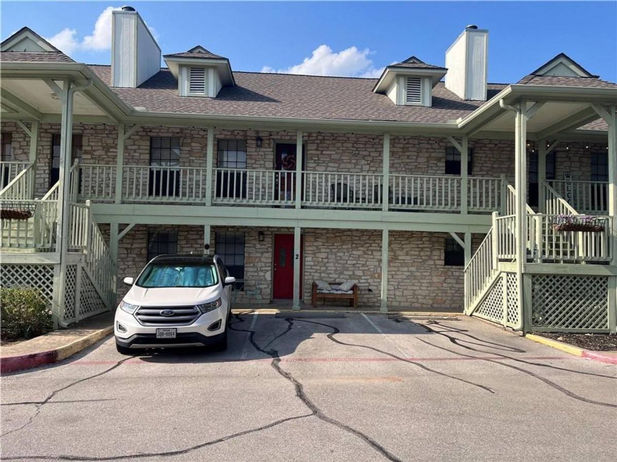 Condo for rent at 901 S Mays St, Round Rock, TX 78664