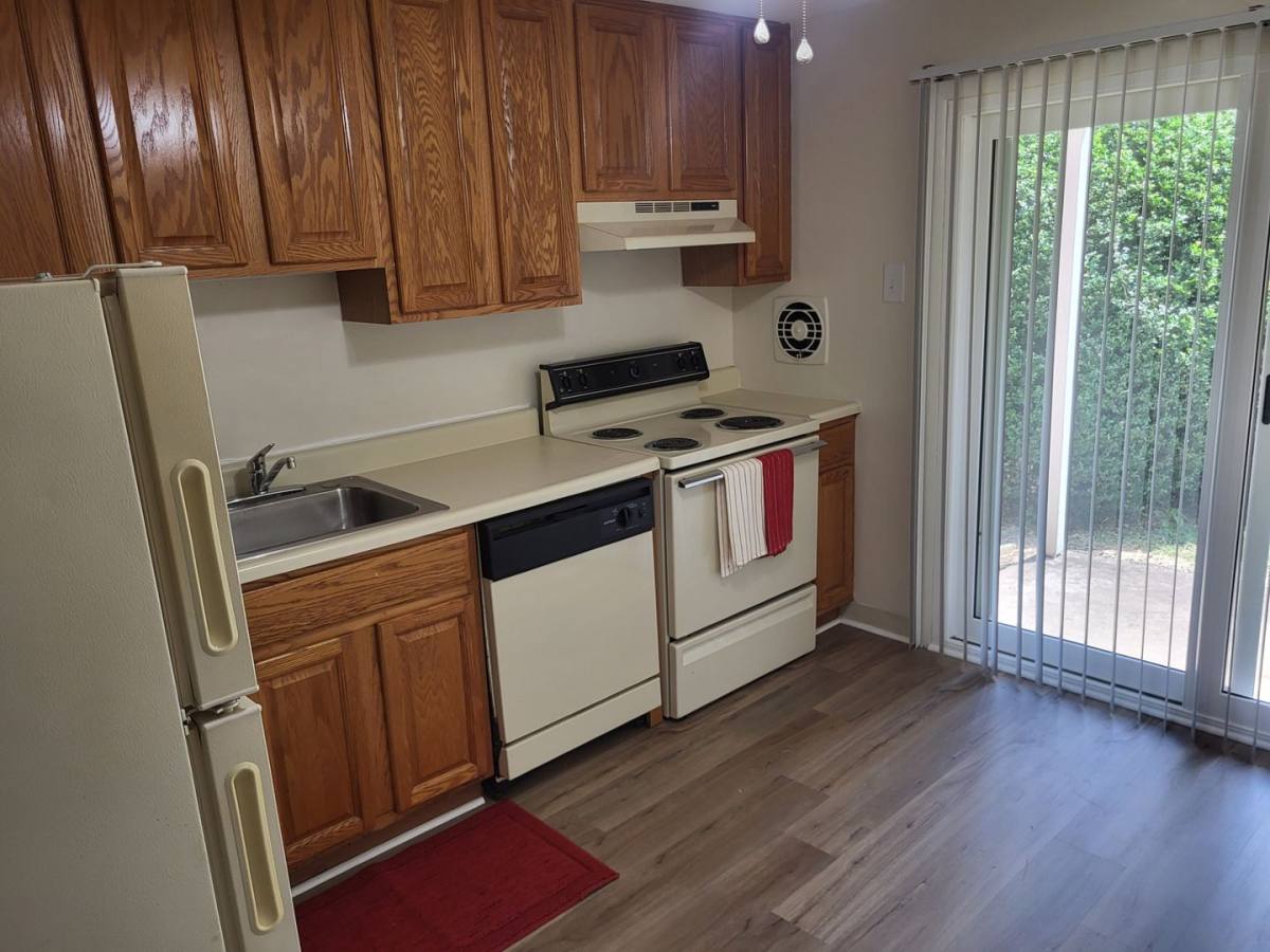 Apartment for rent at 3550 Bartram Rd, Willow Grove, PA 19090