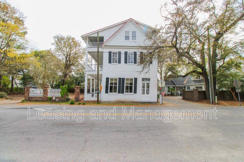 Apartment for rent at 419 Whilden St #A, Mount Pleasant, SC 29464