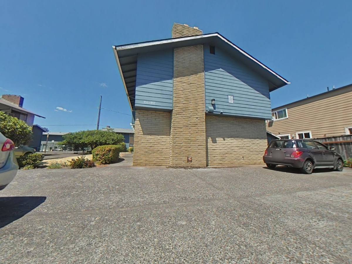 Apartment for rent at 951 - 957 NW Garfield Ave, Corvallis, OR 97330