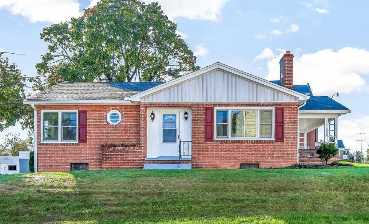 House for rent at 24 E 6th Ave, York, PA 17404