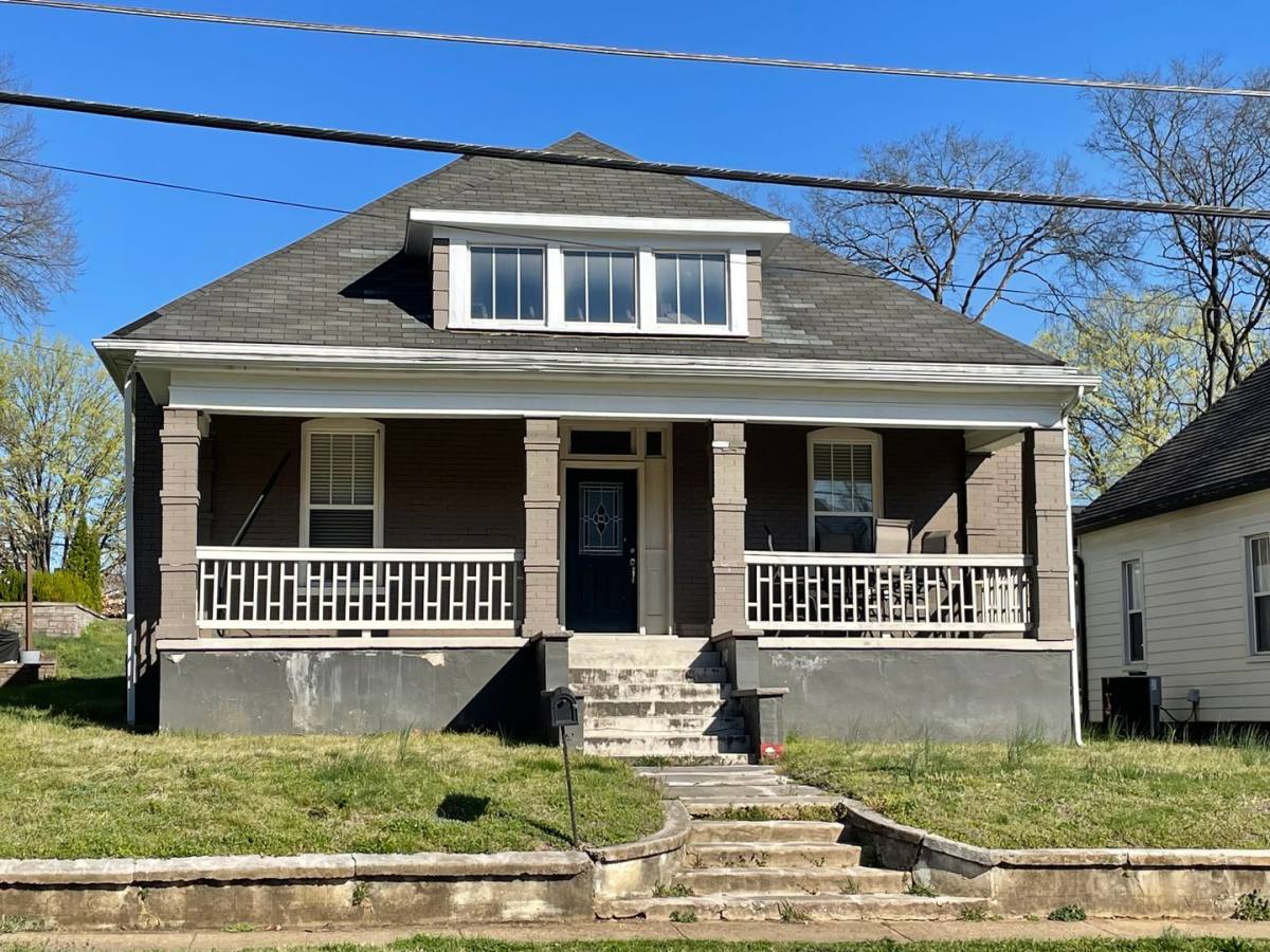 House for rent at 1015 Sevier Ave, Knoxville, TN 37920
