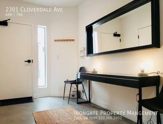 Townhouse for rent at 2301 Cloverdale Ave, Los Angeles, CA 90016