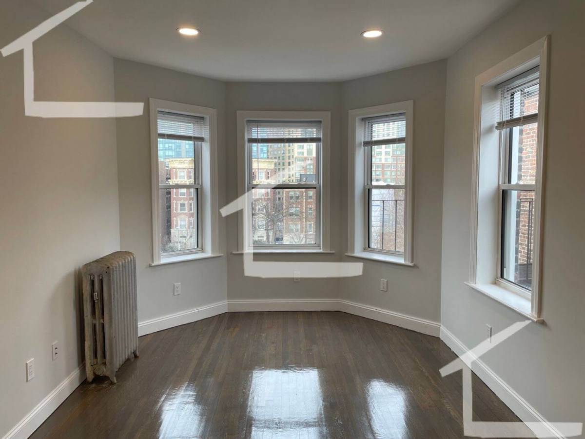 House for rent at 111 Queensberry St #15, Boston, MA 02115