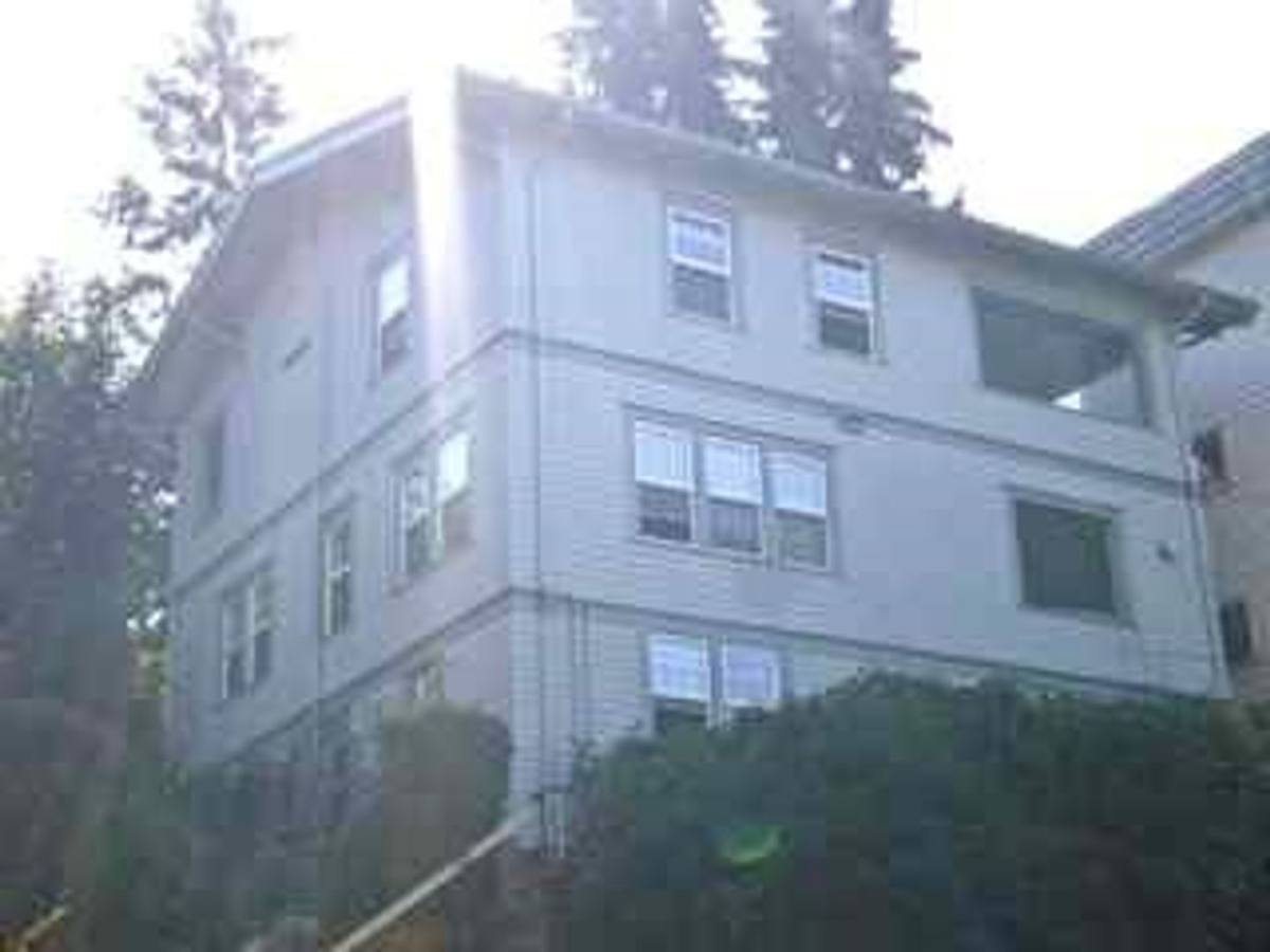 Apartment for rent at 709 N Forest St, Bellingham, WA 98225