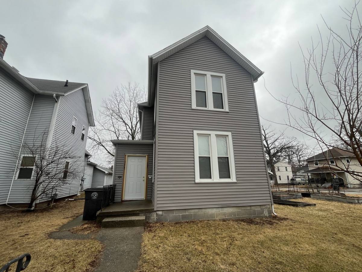 Apartment for rent at 3407 Fairfield, Fort Wayne, IN 46807