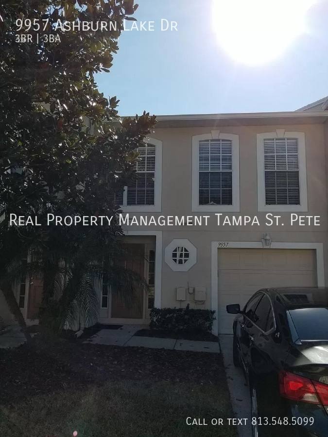 Townhouse for rent at 9957 Ashburn Lake Dr, Tampa, FL 33610