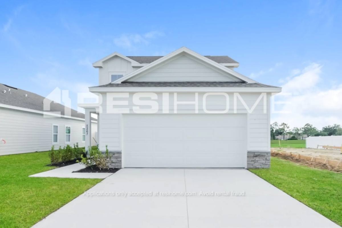 House for rent at 5185 Hartwood Loop, Wildwood, FL 34785