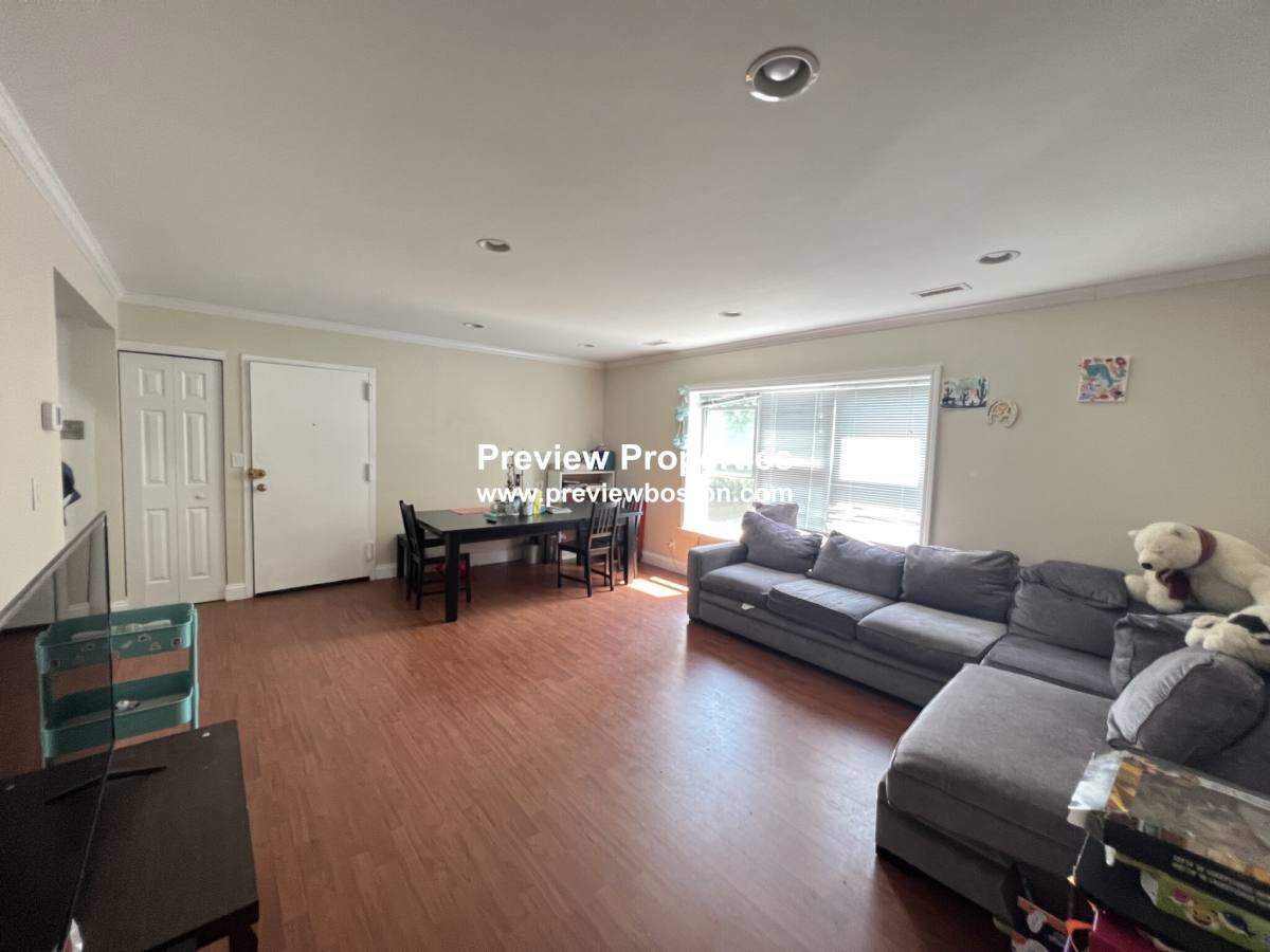 Apartment for rent at 164 Newton St #3, Brighton, MA 02135