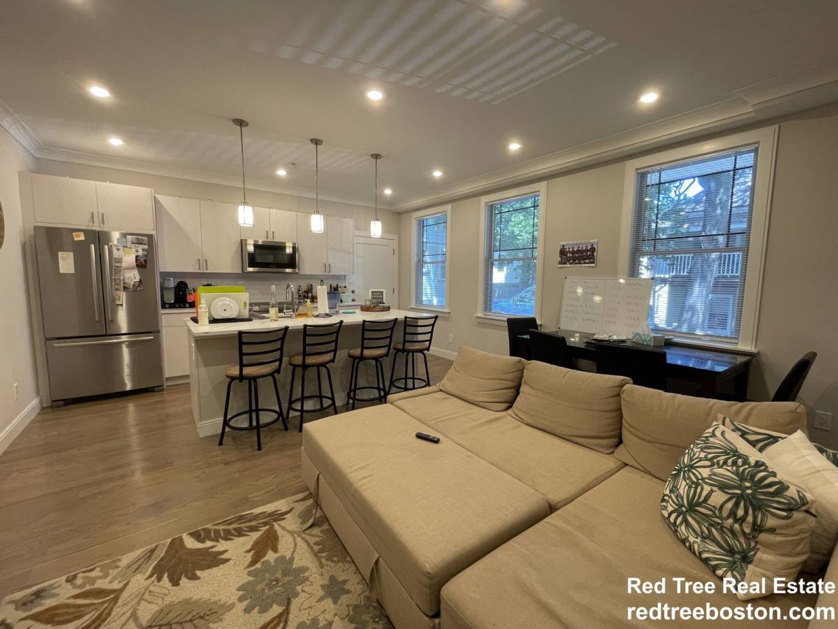Apartment for rent at 9 Mansfield St #U1, Allston, MA 02134