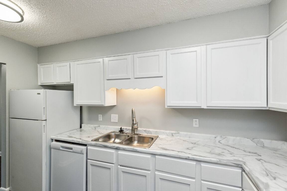 Apartment for rent at Meadow Glen, 502 Blackpatch Dr, Springfield, TN 37172