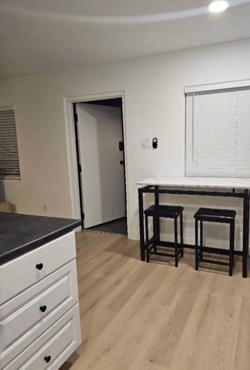 Apartment for rent at 513 N 40th Ave, Phoenix, AZ 85009