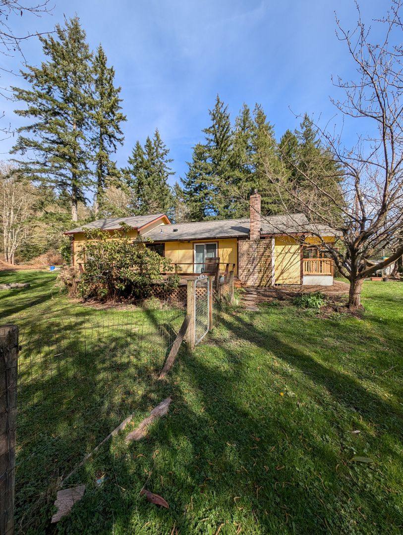 House for rent at 1580 Saddle Club Rd SE, Port Orchard, WA 98366