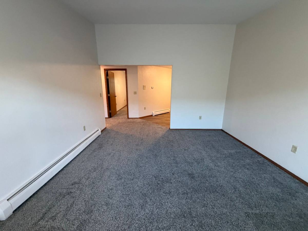 Apartment for rent at 2681 Humboldt Rd, Green Bay, WI 54311