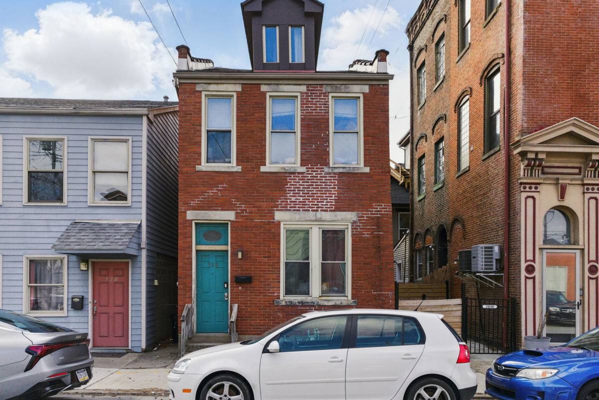 House for rent at 118 S 21st St, Pittsburgh, PA 15203
