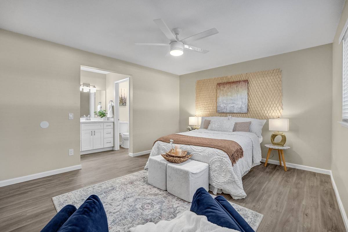 Apartment for rent at 132 New York Ave, Redlands, CA 92373