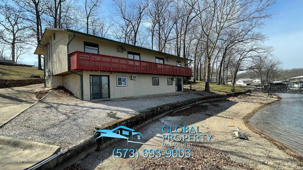 Apartment for rent at 915 Shawnee Bend One, Sunrise Beach, MO 65079