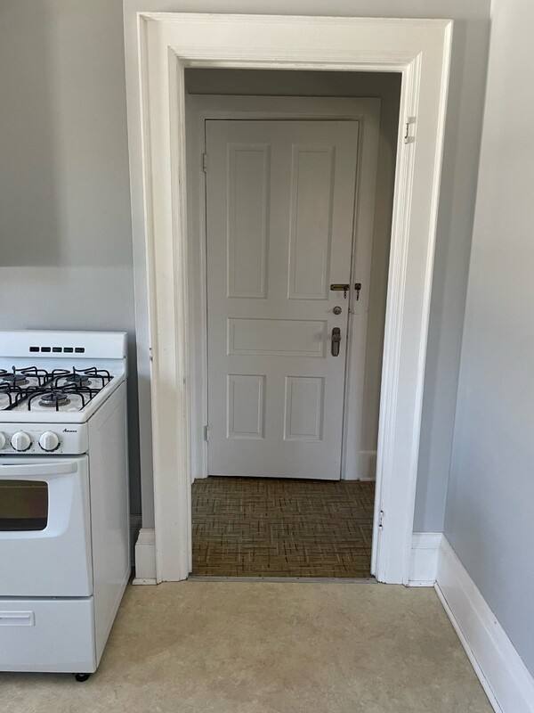 Apartment for rent at 1015 Madison St, Manitowoc, WI 54220