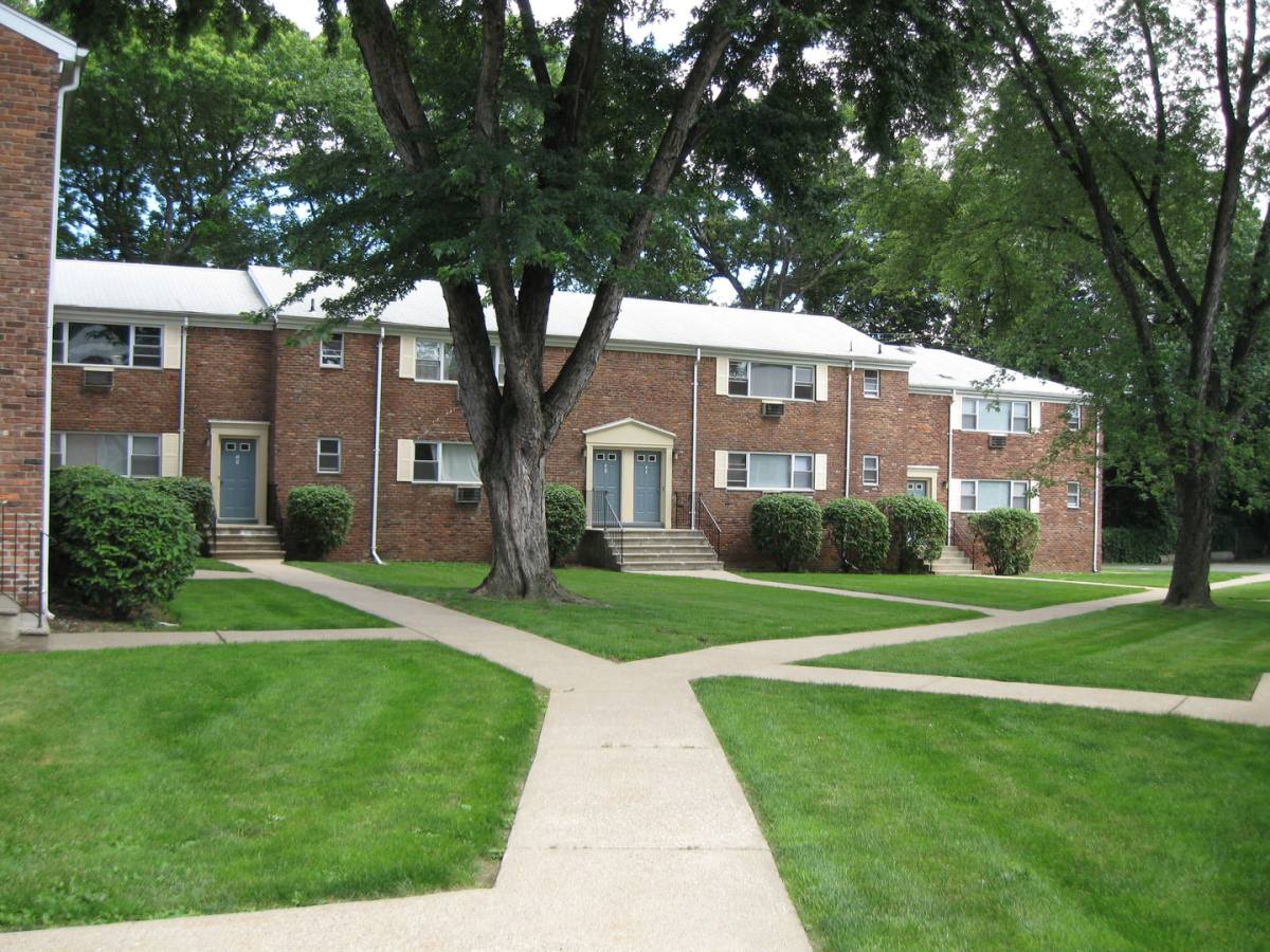 Apartment for rent at 300 Parsippany Rd, Parsippany, NJ 07054