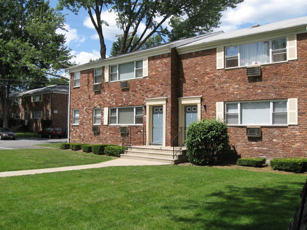 Apartment for rent at 300 Parsippany Rd, Parsippany, NJ 07054