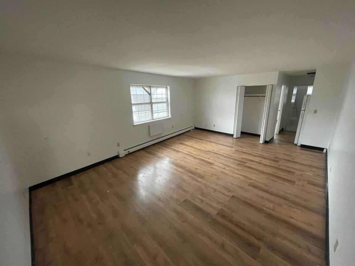 Apartment for rent at 340 Palisade Ave, Bridgeport, CT 06610