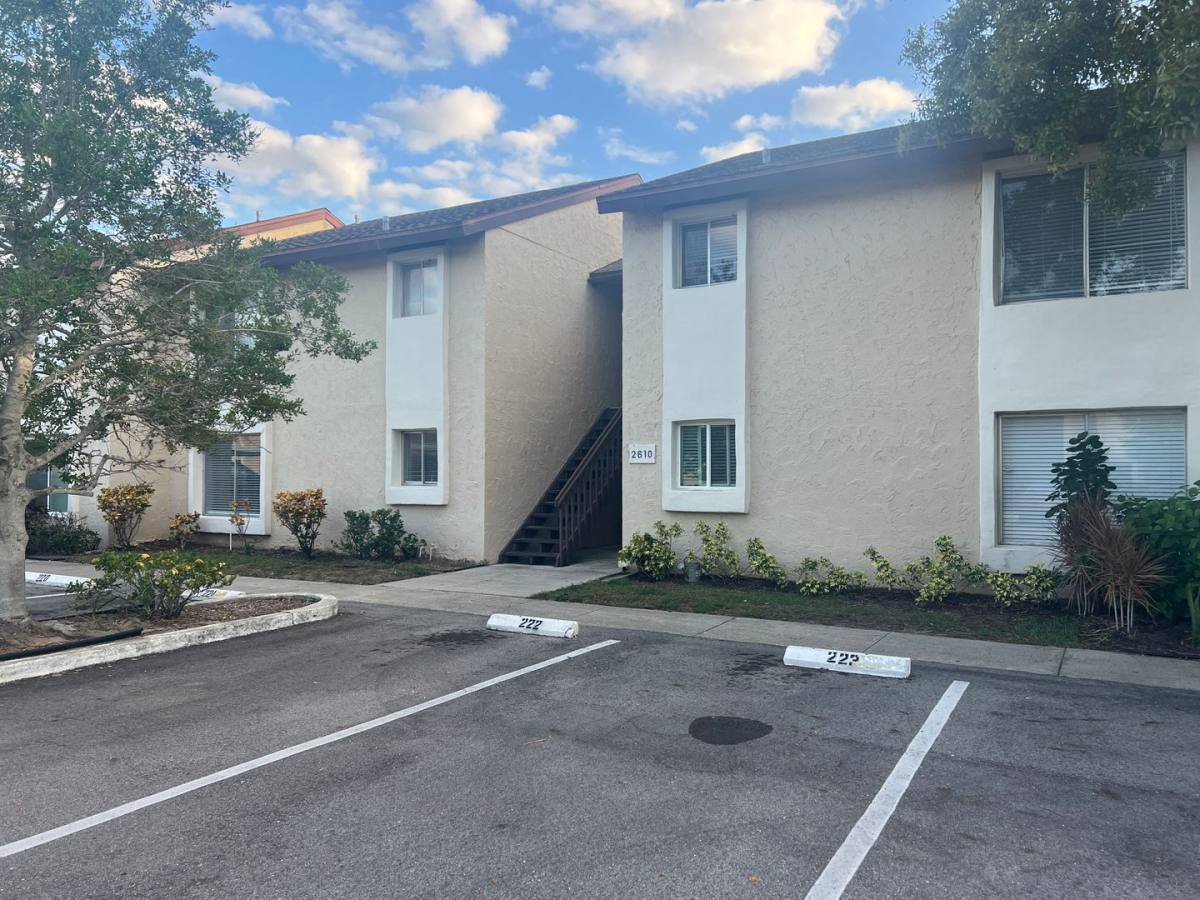 Condo for rent at 2610 Pine Lake Terrace, Sarasota, FL 34237