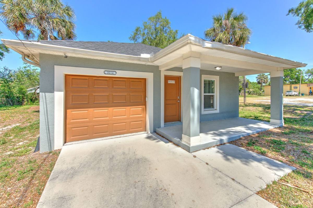 House for rent at 3214 Shadowlawn Ave, Tampa, FL 33610