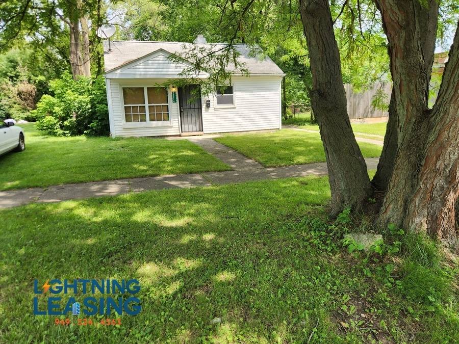 Apartment for rent at 22214 Puritan #C, Detroit, MI 48223