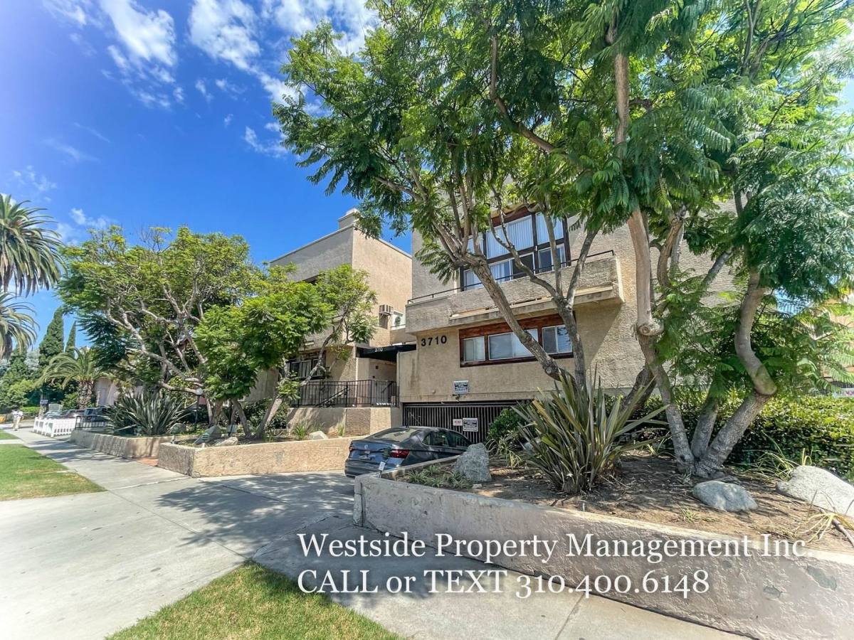 Apartment for rent at 3710 Midvale Ave #Z, Los Angeles, CA 90034