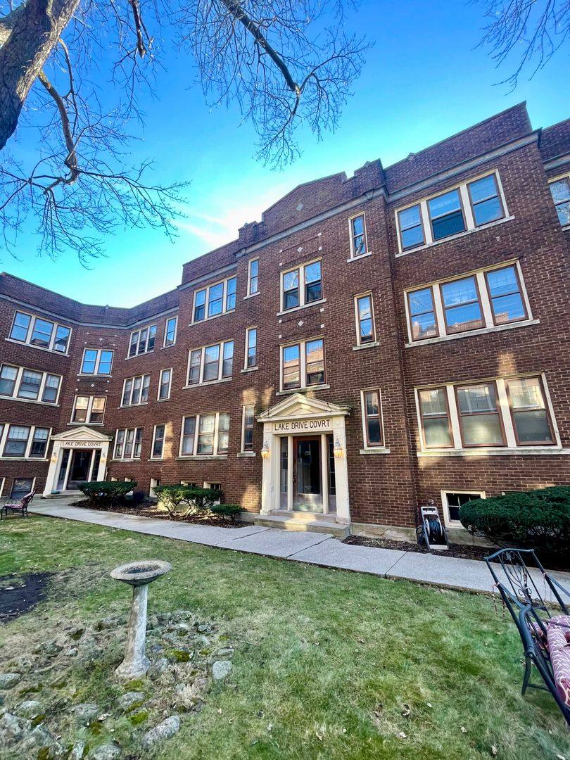 Apartment for rent at 2518 N Lake Dr, Milwaukee, WI 53211