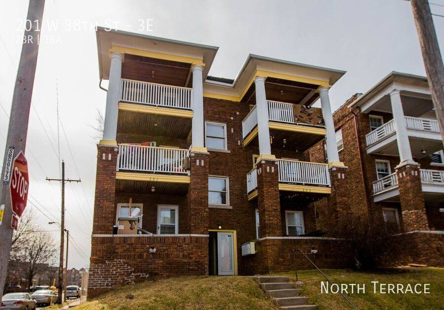 Apartment for rent at 201 W 38th St #1E, Kansas City, MO 64111
