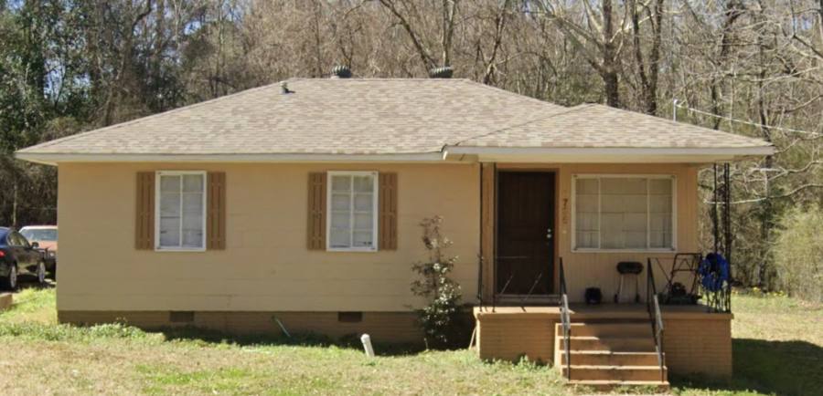 House for rent at 1735 McGee St, Jackson, MS 39204