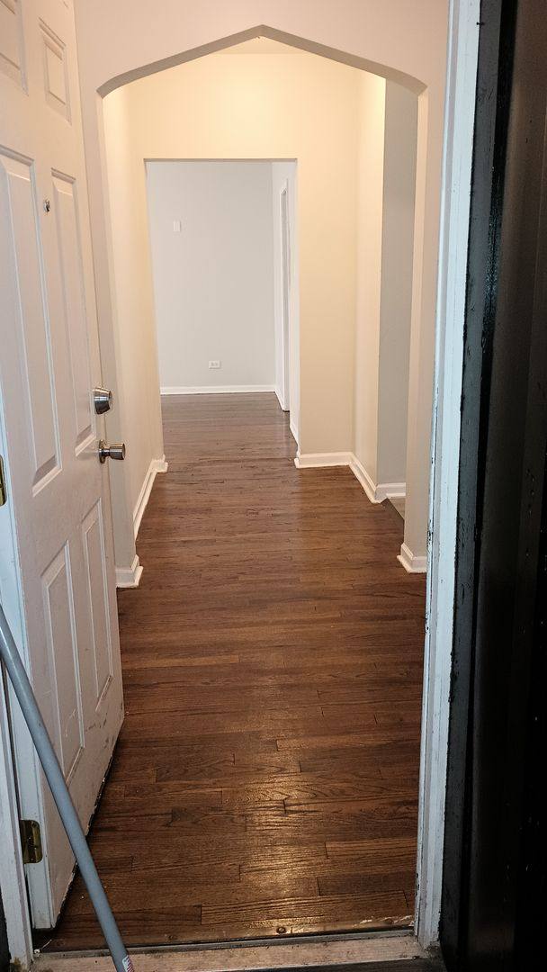 Apartment for rent at 7038 S Chappel, Chicago, IL 60649