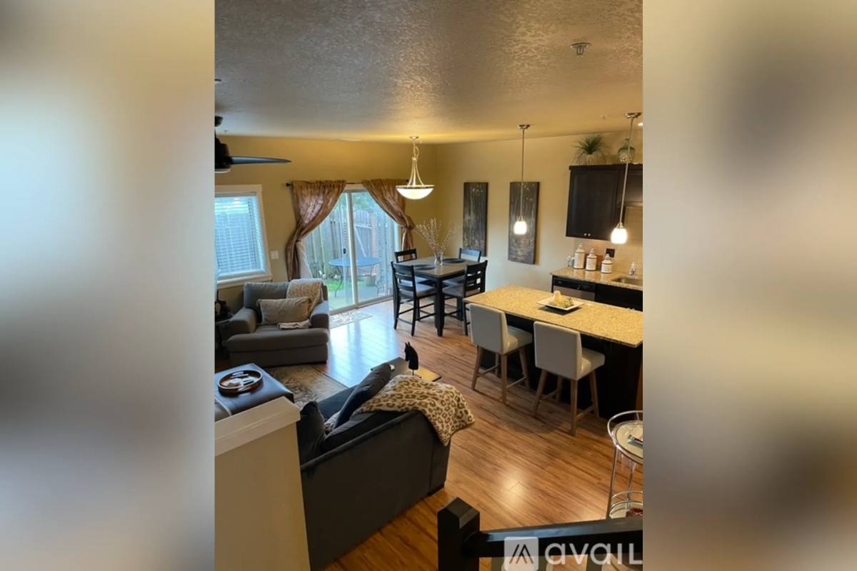 Townhouse for rent at 11564 SE Aquila St N #A, Happy Valley, OR 97086