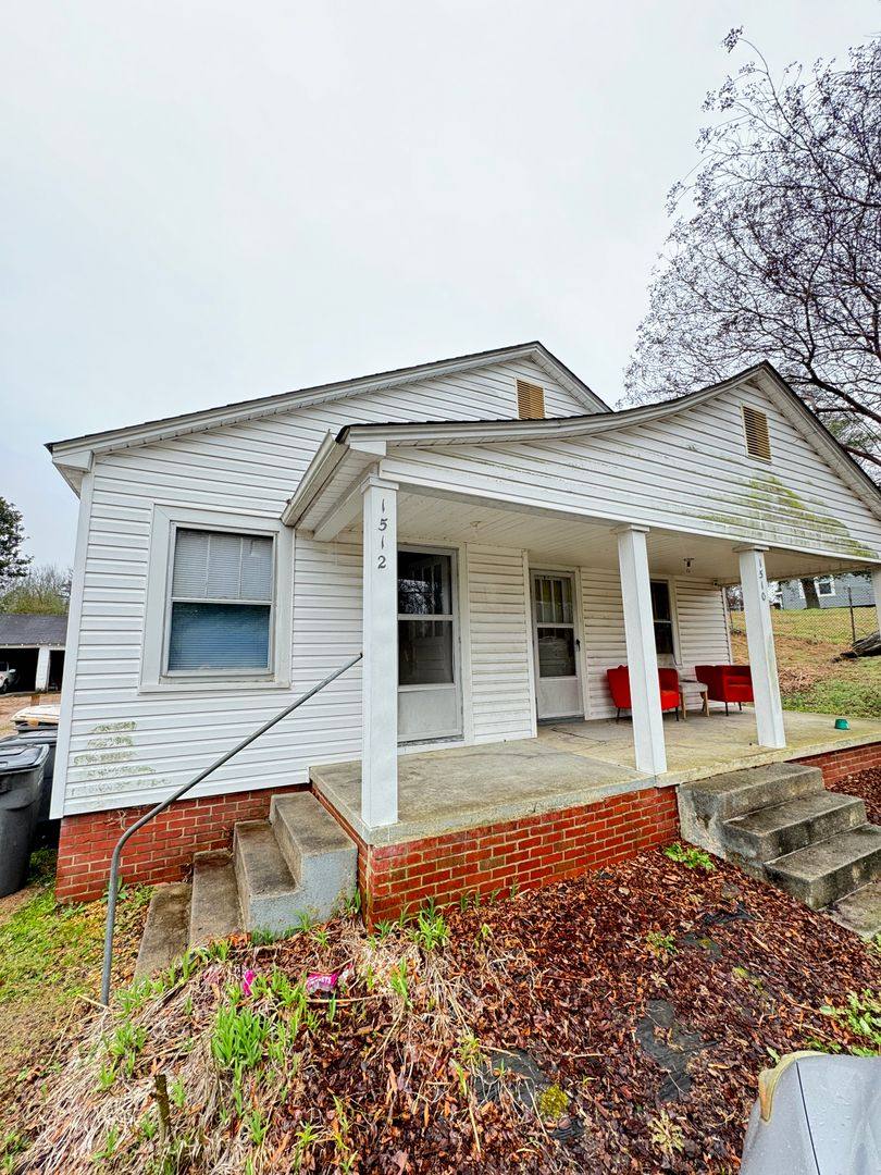 House for rent at 1512 Central Dr, Kannapolis, NC 28083