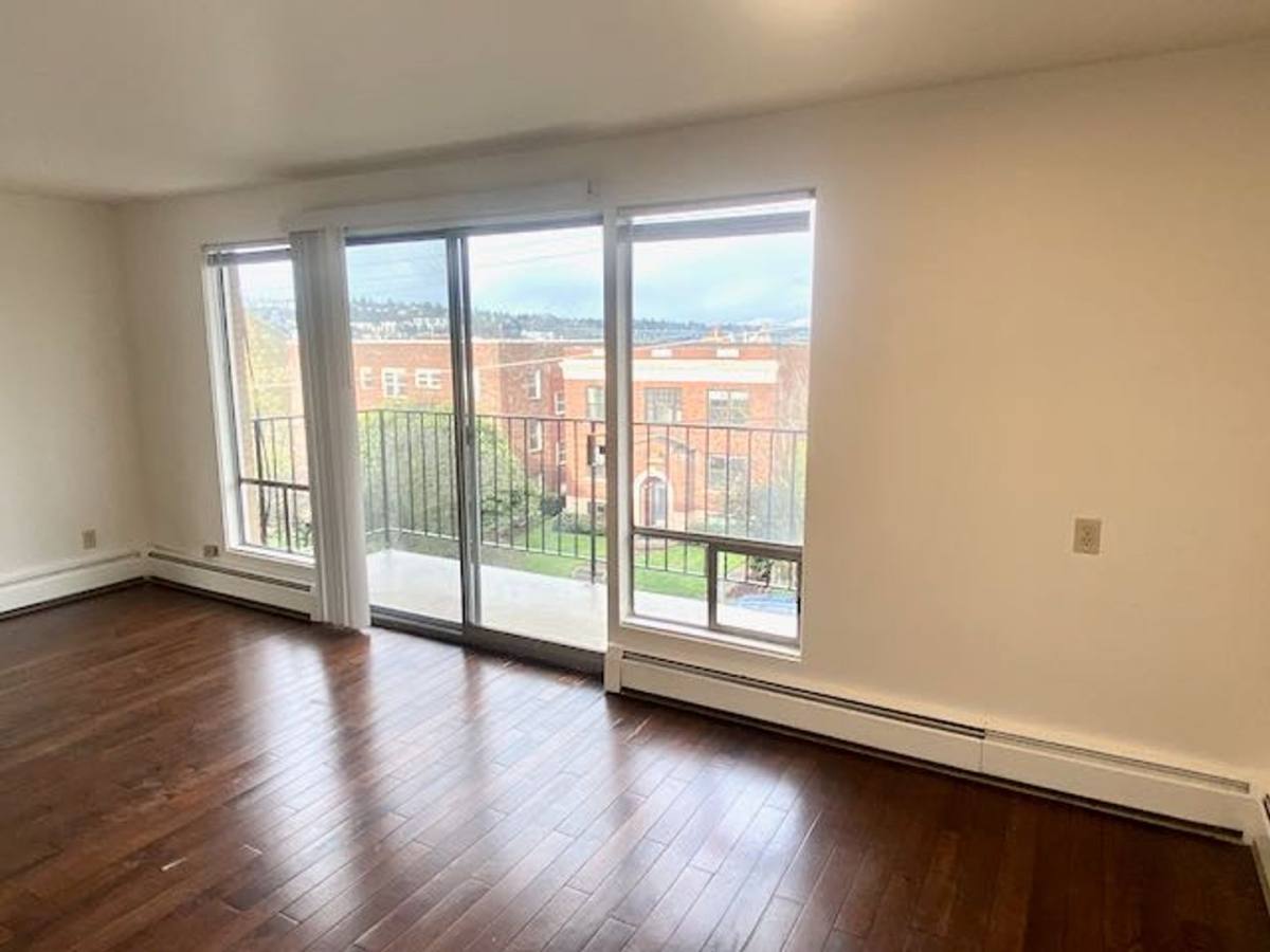 Apartment for rent at 2800 Franklin Ave E, Seattle, WA 98102